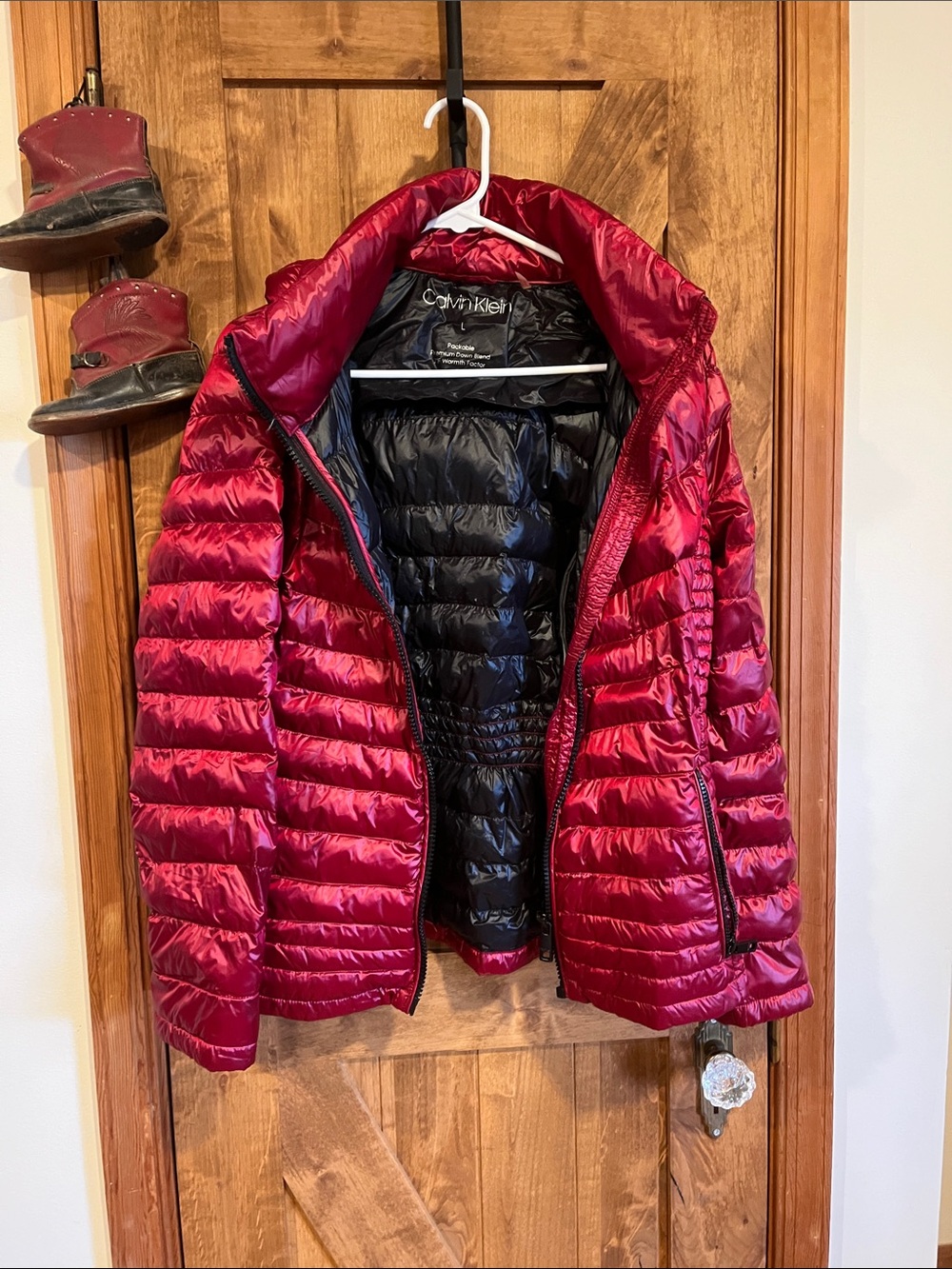 Calvin Klein Women's Crimson Packable Puffer Jacket with Black Lining